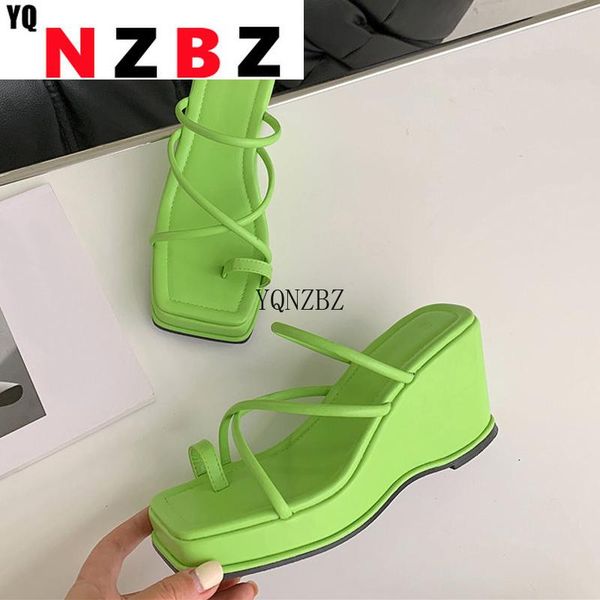 slippers yqnzbz 2021 summer women slipper outdoor narrow band sandal shoes ladies high wedges heel slides flip flop mujer, Black
slippers yqnzbz 2021 summer women slipper outdoor narrow band sandal shoes ladies high wedges heel slides flip flop mujer, Black