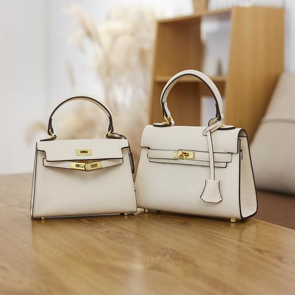 designer handbags women's leather kellys 2021 paul herme portable one shoulder messenger bag bb
designer handbags women's leather kellys 2021 paul herme portable one shoulder messenger bag bb