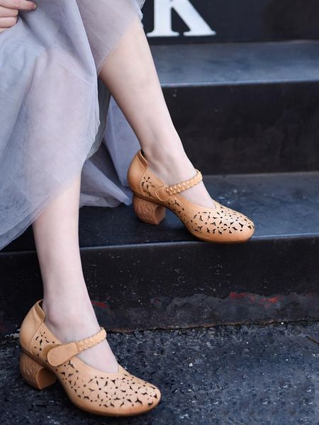 dress shoes artmu original high heel hollow out women sandals genuine leather mid hook&loop 2021 summer leisure ladies, Black
dress shoes artmu original high heel hollow out women sandals genuine leather mid hook&loop 2021 summer leisure ladies, Black