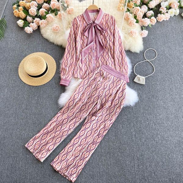 women's two piece pants 2pcs women bow tie blouse shirts + trousers suit autumn full geometric printed lace-up sets female casual, White
women's two piece pants 2pcs women bow tie blouse shirts + trousers suit autumn full geometric printed lace-up sets female casual, White