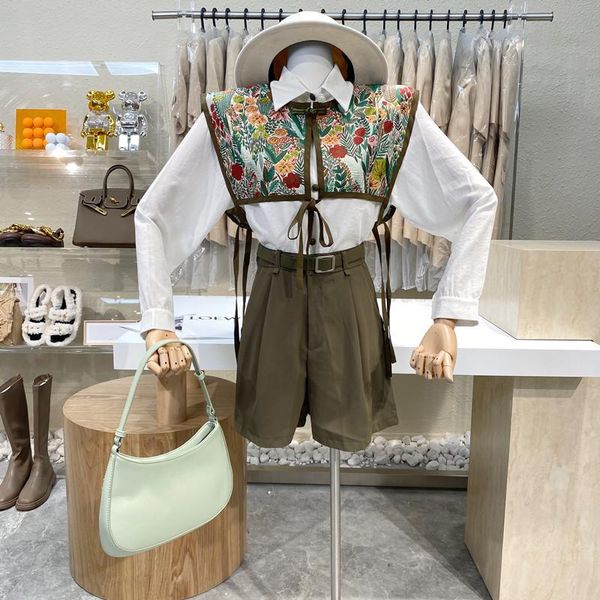brand original design 2021 embroidered cape + lapel long sleeves white shirt high waist wide leg shorts suit women's tracksuits, Gray
brand original design 2021 embroidered cape + lapel long sleeves white shirt high waist wide leg shorts suit women's tracksuits, Gray