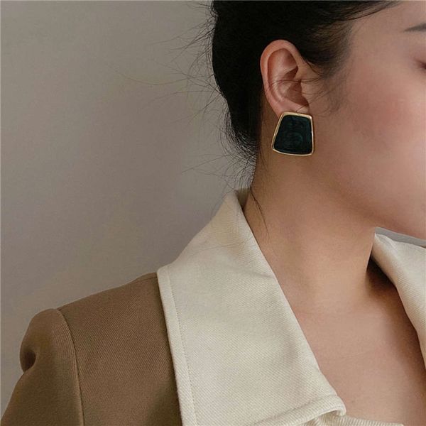 wind geometry oil dripping advanced texture s925 silver needle exaggerate korean fashion earrings, Black
wind geometry oil dripping advanced texture s925 silver needle exaggerate korean fashion earrings, Black
