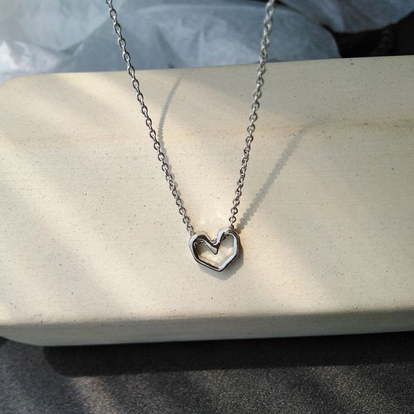 irregular personality versatile sense of art love beautiful necklaces clavicle chain campus goddess necklace female, Silver
irregular personality versatile sense of art love beautiful necklaces clavicle chain campus goddess necklace female, Silver