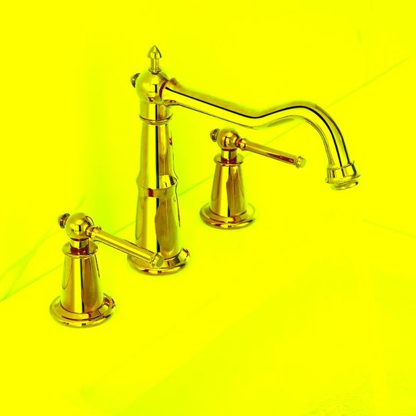 luxury brass bathroom sink faucet 3 holes 2 handles basin mixer tap fashion copper original design faucet,gold faucets
luxury brass bathroom sink faucet 3 holes 2 handles basin mixer tap fashion copper original design faucet,gold faucets