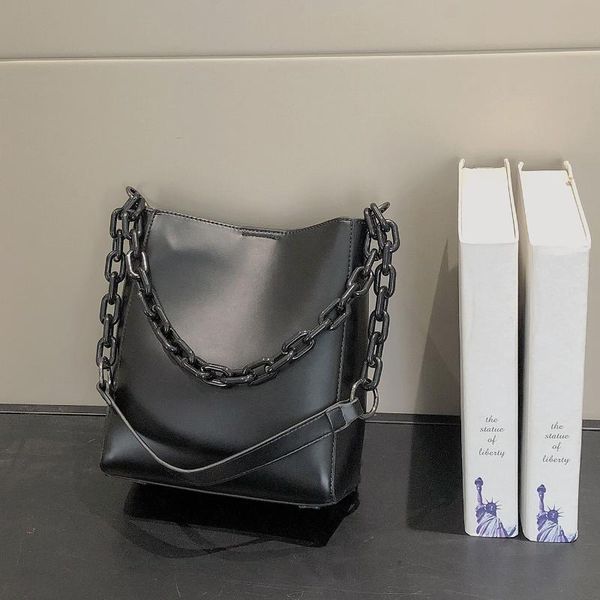 evening bags black and beige acrylic chain bucket shoulder for women 2021 smooth pu handbag daily purse lady tote wholesale
evening bags black and beige acrylic chain bucket shoulder for women 2021 smooth pu handbag daily purse lady tote wholesale