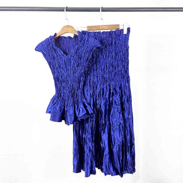 casual dresses chinese fashion style vintage two piece set women comfortable pleated aesthetic clothes silk fabric tunic a-lin, Black;gray
casual dresses chinese fashion style vintage two piece set women comfortable pleated aesthetic clothes silk fabric tunic a-lin, Black;gray