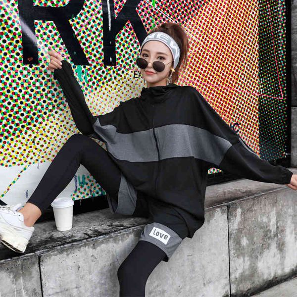 and winter suit autumn women's 2021 korean gym morning run large size yoga clothes fashion, Gray
and winter suit autumn women's 2021 korean gym morning run large size yoga clothes fashion, Gray