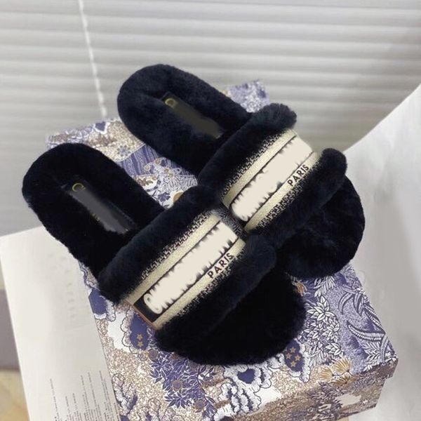 in autumn 2021, new family letter woolen slippers with flat bottom one-line sandals are worn outside in the style, Black
in autumn 2021, new family letter woolen slippers with flat bottom one-line sandals are worn outside in the style, Black