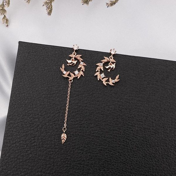 forest series cute bird metal leaf semicircle asymmetric earrings for women fashion cubic zircon oorbellen dangle & chandelier, Silver
forest series cute bird metal leaf semicircle asymmetric earrings for women fashion cubic zircon oorbellen dangle & chandelier, Silver