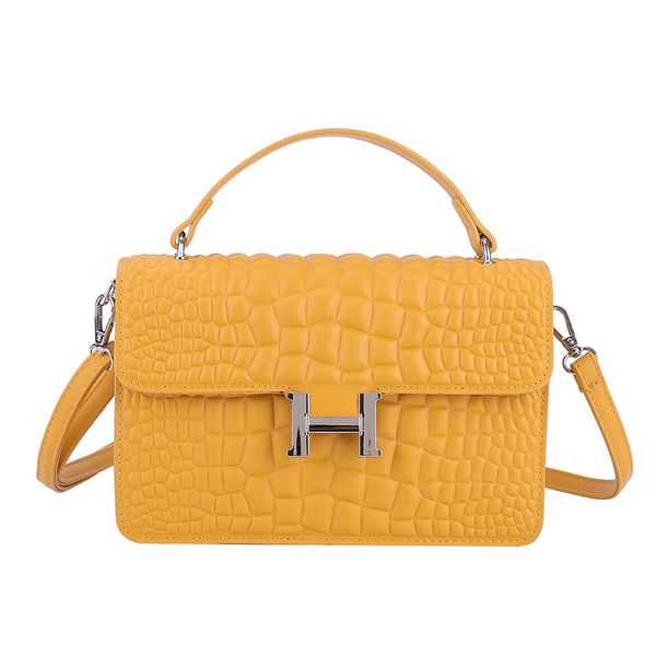 70% off factory store 2021 summer handbag single shoulder messenger bag fashion foreign style small square bag street trend handsome
70% off factory store 2021 summer handbag single shoulder messenger bag fashion foreign style small square bag street trend handsome