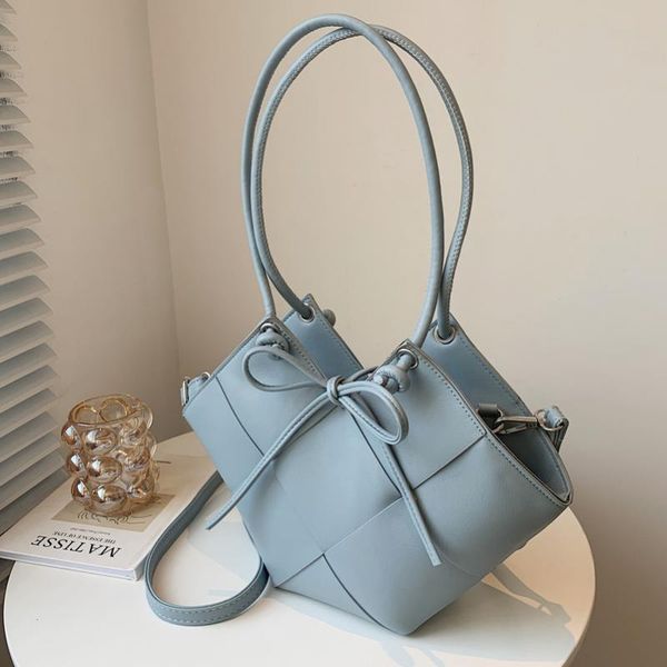cross body weave solid color shoulder bags for women 2021 quality pu leather totes handbags summer large female crossbody bag
cross body weave solid color shoulder bags for women 2021 quality pu leather totes handbags summer large female crossbody bag