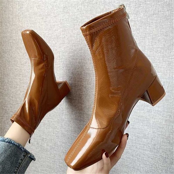 boots women autumn winter leather 2021 fashion style ankle shoes casual woman waterproof warm, Black
boots women autumn winter leather 2021 fashion style ankle shoes casual woman waterproof warm, Black