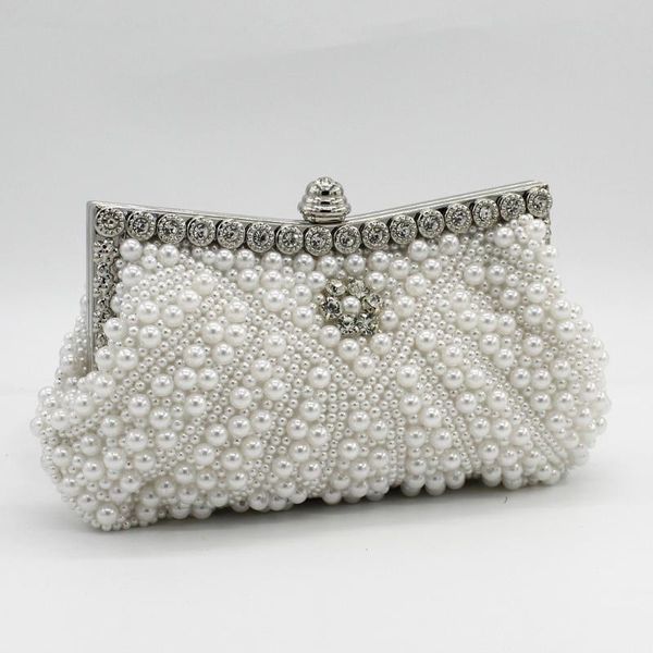 foreign trade pearl women's bag handmade string embroidered diamond evening banquet bridal clutch bags
foreign trade pearl women's bag handmade string embroidered diamond evening banquet bridal clutch bags