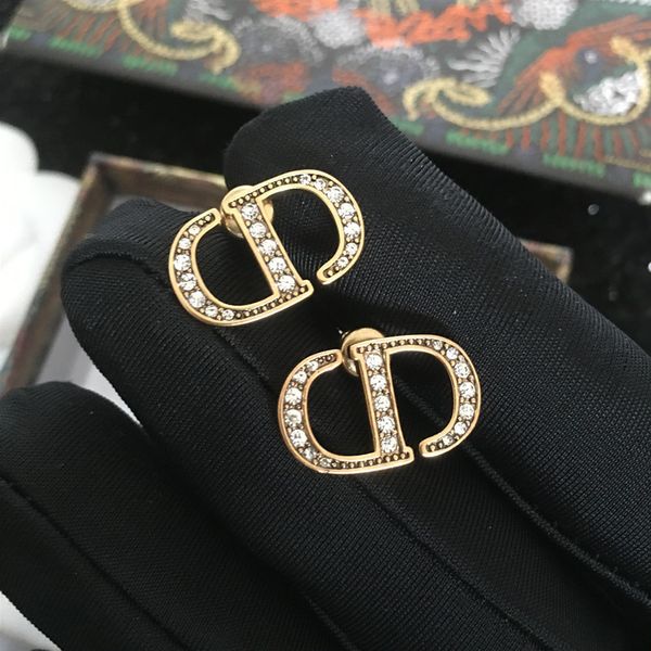 cuff stud earrings d home letter cd fashion diamond inlaid brass old 2021 versatile, Golden
cuff stud earrings d home letter cd fashion diamond inlaid brass old 2021 versatile, Golden