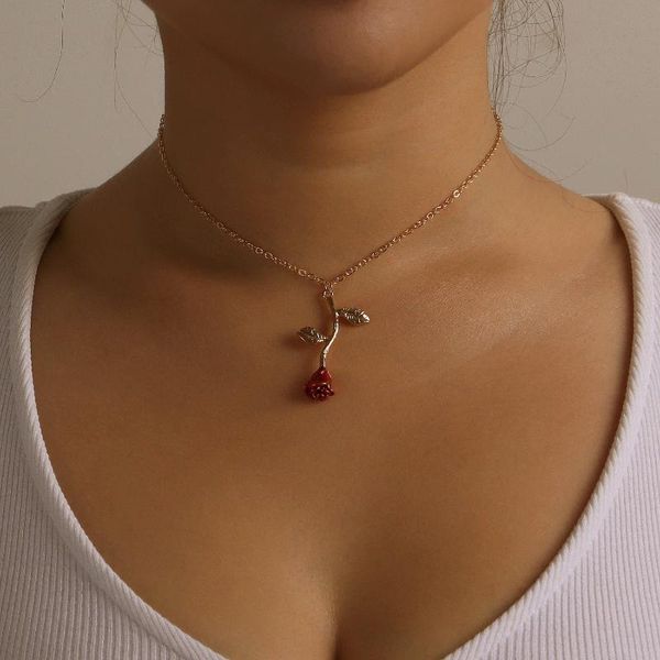 pendant necklaces fashion gold color rose necklace for women clavicle chain short female 2021 jewelry simple, Silver
pendant necklaces fashion gold color rose necklace for women clavicle chain short female 2021 jewelry simple, Silver