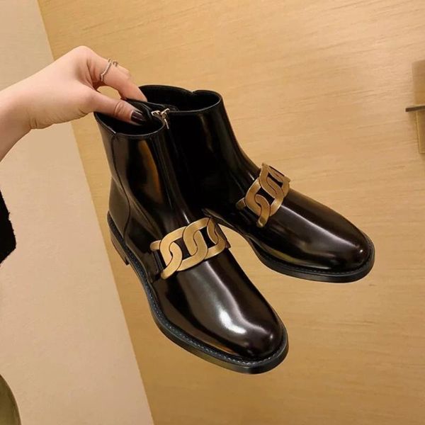 boots twist button autumn and winter fashionable short women 2021 black round head low tube side zipper leather plush
boots twist button autumn and winter fashionable short women 2021 black round head low tube side zipper leather plush