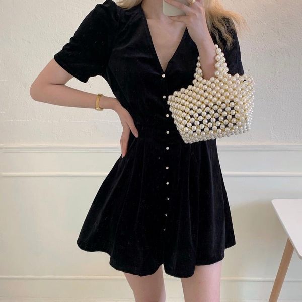 casual dresses french style vintage velvet dress for women 2021 spring v-neck elegant slimming small black a- line short skirt summer, Black;gray
casual dresses french style vintage velvet dress for women 2021 spring v-neck elegant slimming small black a- line short skirt summer, Black;gray