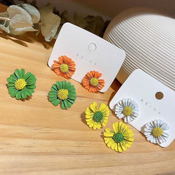 925 silver needle japanese and fashion sweet earrings mori flower earrings fashion trend versatile earrings
925 silver needle japanese and fashion sweet earrings mori flower earrings fashion trend versatile earrings