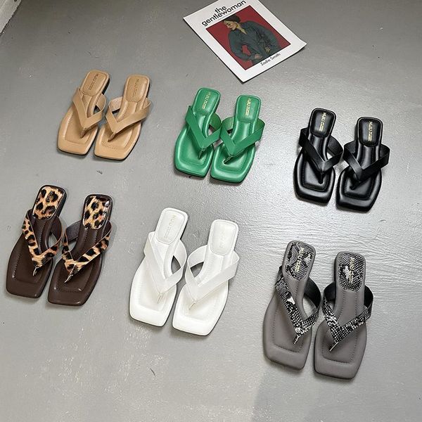 slippers 2021 summer women flip flop flat heel casual outdoor beach slides ladies square toe slip on sandal shoes open, Black
slippers 2021 summer women flip flop flat heel casual outdoor beach slides ladies square toe slip on sandal shoes open, Black