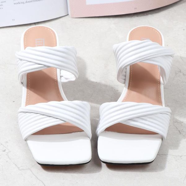 dress shoes women slippers 2021 fashion brand weave ladies slides outside square high heels mules sandals summer pumps, Black
dress shoes women slippers 2021 fashion brand weave ladies slides outside square high heels mules sandals summer pumps, Black