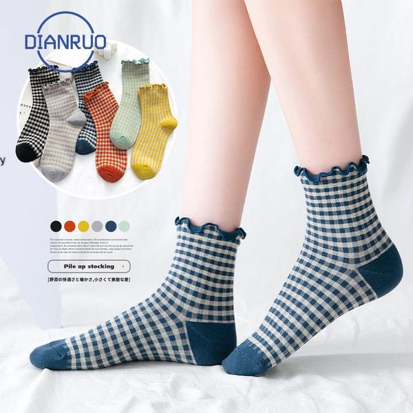 autumn winter retro plaid cotton socks girls japanese college pile wooden ear edge student q277 & hosiery, Black;white
autumn winter retro plaid cotton socks girls japanese college pile wooden ear edge student q277 & hosiery, Black;white