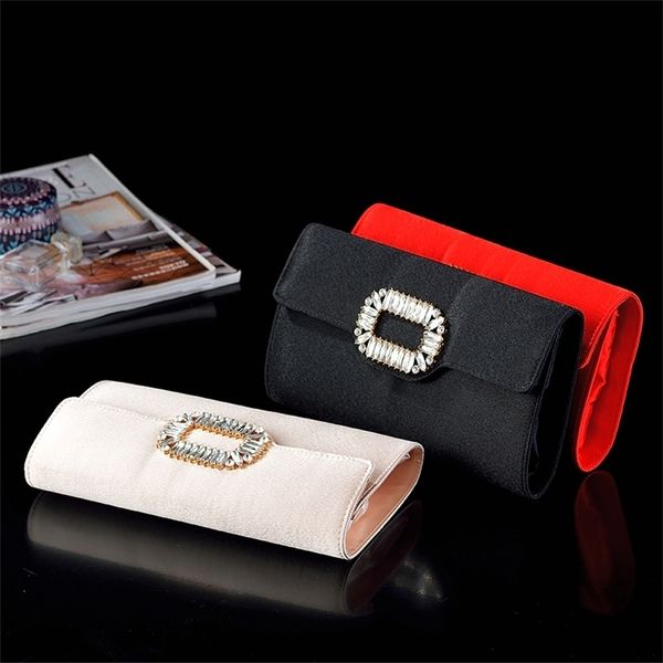 style square diamond buckle, silk and satin flip banquet hand new year cheongsam bag, hanfu bag
style square diamond buckle, silk and satin flip banquet hand new year cheongsam bag, hanfu bag