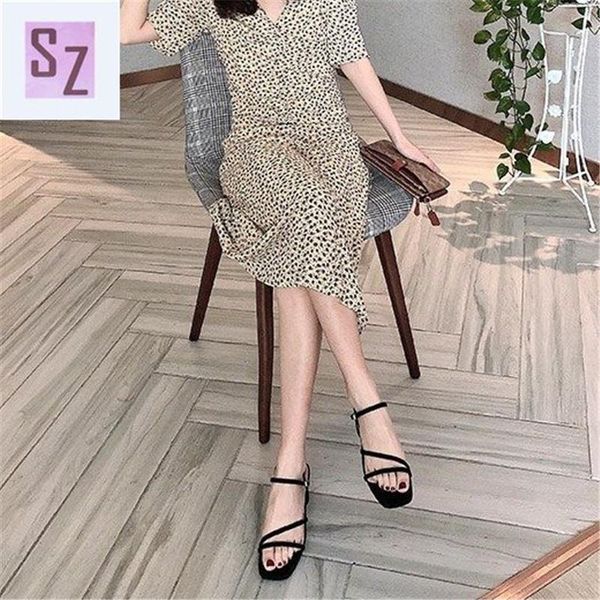 simple style thin strap open toe thick heel sandals female summer net red word with high heels and slippers, Black
simple style thin strap open toe thick heel sandals female summer net red word with high heels and slippers, Black
