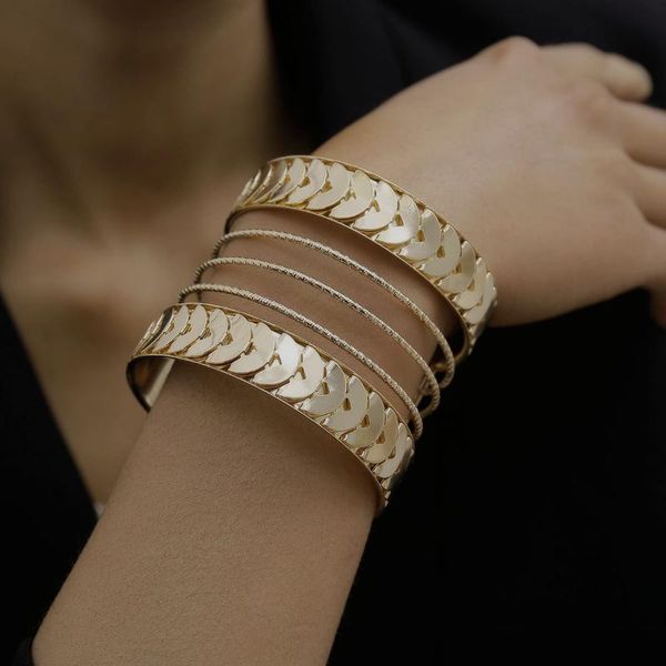 vintage bangles women men trendy hollow wide semicircle cuff gypsy open snake big male female geometry jewelry pulsera bangle, Black
vintage bangles women men trendy hollow wide semicircle cuff gypsy open snake big male female geometry jewelry pulsera bangle, Black