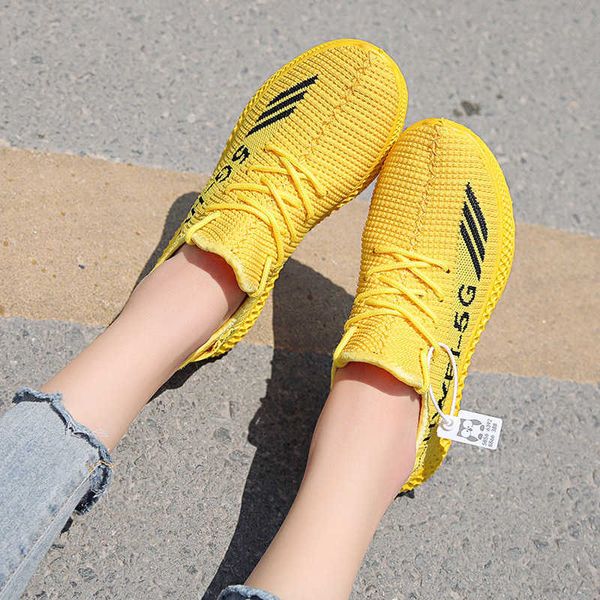 2021 summer designer women's shoes breathable woven casual fashion sports running meshtraining sneakers
2021 summer designer women's shoes breathable woven casual fashion sports running meshtraining sneakers