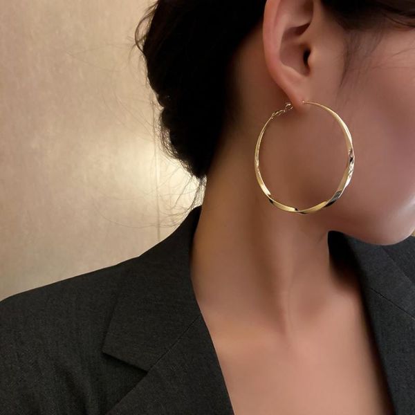 stud summer style personality creative geometric big circle earrings luxury fashion casual banquet party for women, Golden;silver
stud summer style personality creative geometric big circle earrings luxury fashion casual banquet party for women, Golden;silver