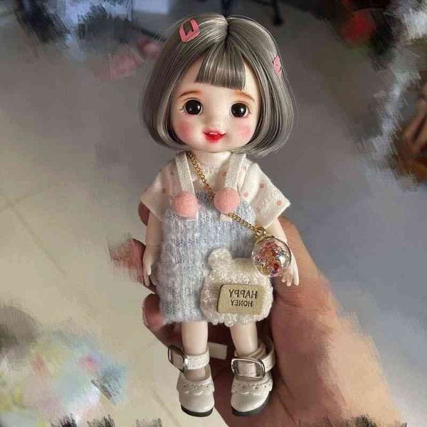 17cm mini cute bjd dolls fashion clothes suit princess makeup joints movable bebe reborn accessories 16cm 1/8 doll for girls toy
17cm mini cute bjd dolls fashion clothes suit princess makeup joints movable bebe reborn accessories 16cm 1/8 doll for girls toy