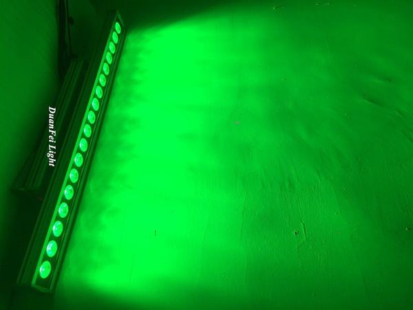 effects 4lot aluminum led wall washer light outdoor rgbw bar long 18x10w 
effects 4lot aluminum led wall washer light outdoor rgbw bar long 18x10w