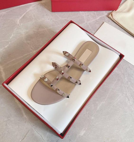 slippers 2021 hollow flat sandals female summer girl low-heeled rivet outer wear, Black
slippers 2021 hollow flat sandals female summer girl low-heeled rivet outer wear, Black