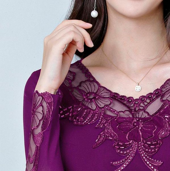 autumn mesh long women shirts sleeve lace slim embroidered casual plus size black elegant blouses blusas, White
autumn mesh long women shirts sleeve lace slim embroidered casual plus size black elegant blouses blusas, White