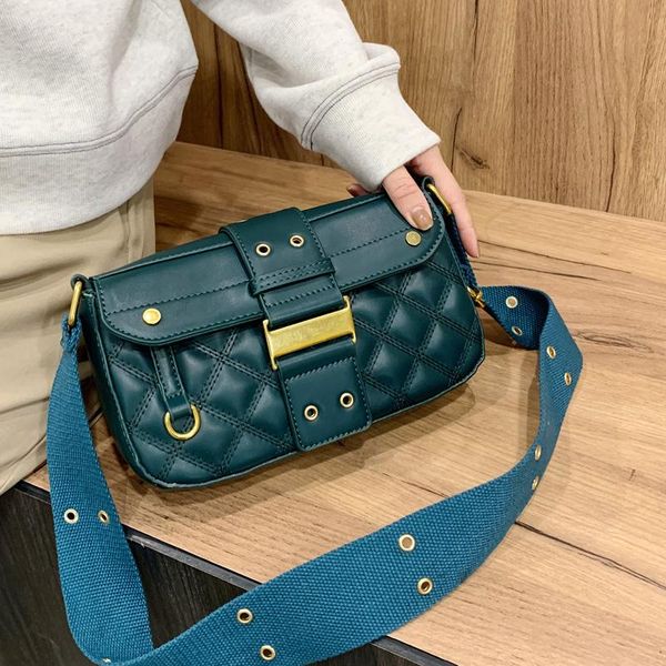 shoulder bags fashion casual retro quilted bag women's rivet pu leather messenger crossbody lady square flap designer handbag
shoulder bags fashion casual retro quilted bag women's rivet pu leather messenger crossbody lady square flap designer handbag