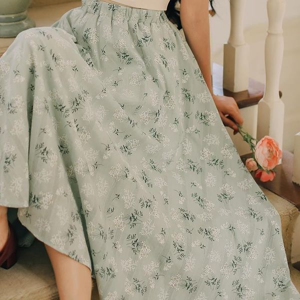 skirt 2021 spring women's middle and long a-line high waist show thin floral versatile korean design skirts, Black
skirt 2021 spring women's middle and long a-line high waist show thin floral versatile korean design skirts, Black