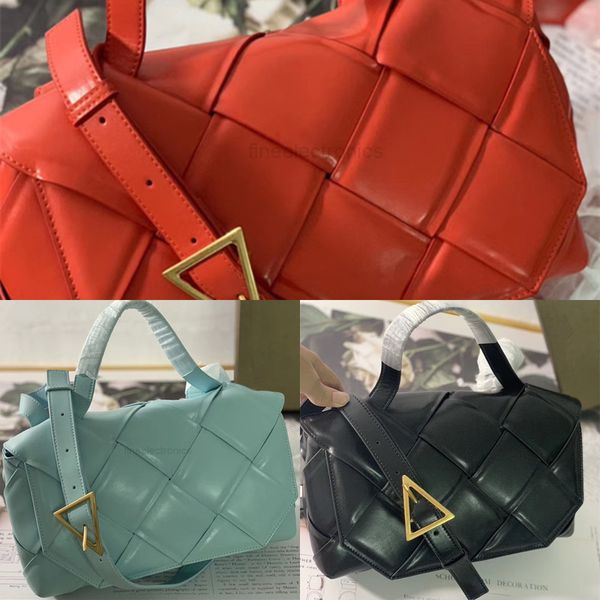 leather artwork high fashion quality womens bags real woven flip purse cross body bag 29cm plain artwork letter handbag
leather artwork high fashion quality womens bags real woven flip purse cross body bag 29cm plain artwork letter handbag