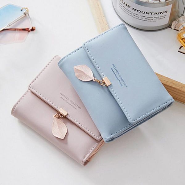 wallets 2021 women's short cute korean version of the three-fold multifunctional coin purse wallet multi-card storage, Red;black
wallets 2021 women's short cute korean version of the three-fold multifunctional coin purse wallet multi-card storage, Red;black