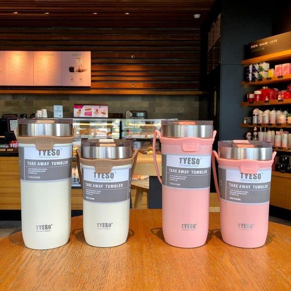 water bottles coffee cup double-layer insulation and cold preservation car carrying strap stainless steel leak-proof 550/700ml
water bottles coffee cup double-layer insulation and cold preservation car carrying strap stainless steel leak-proof 550/700ml