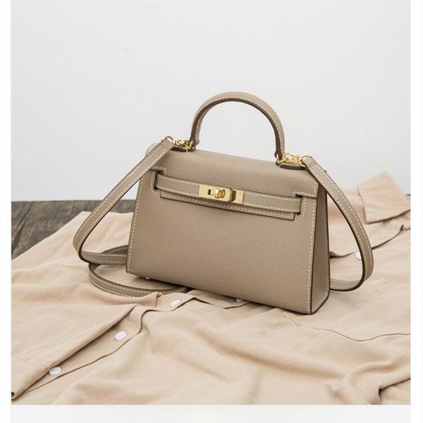 design handbag bag women 2021 new fashion second generation bag ur3w 
design handbag bag women 2021 new fashion second generation bag ur3w