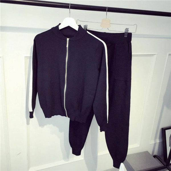 gym clothing 2021 autumn and winter knitted two piece set casual zipper cardigan women's fashion striped student sweater tracksuit wome, White;black
gym clothing 2021 autumn and winter knitted two piece set casual zipper cardigan women's fashion striped student sweater tracksuit wome, White;black