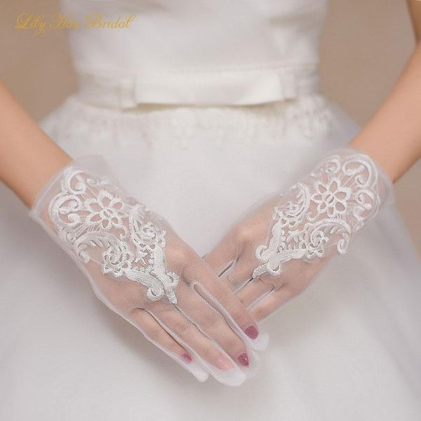 bridal gloves lace short white finger fashion wedding accessories dancing party sheer mittens for women bride to be
bridal gloves lace short white finger fashion wedding accessories dancing party sheer mittens for women bride to be