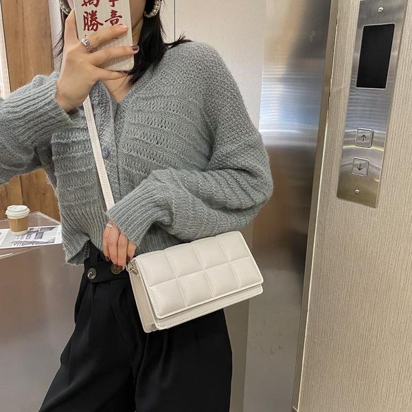 evening bags 2021 solid color fashion shoulder handbags female travel cross body bag weave small pu leather crossbody for women
evening bags 2021 solid color fashion shoulder handbags female travel cross body bag weave small pu leather crossbody for women