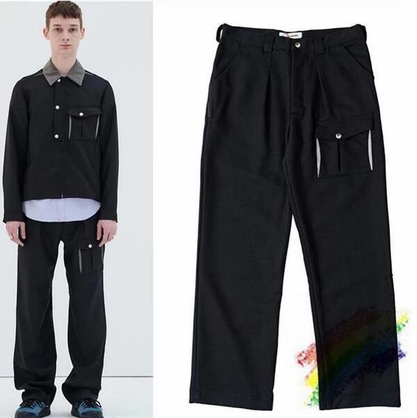 2021ss heavy fabric pocket cargo trousers women men 1 pants high-quality black jogger mens causal fashion track joggers
2021ss heavy fabric pocket cargo trousers women men 1 pants high-quality black jogger mens causal fashion track joggers