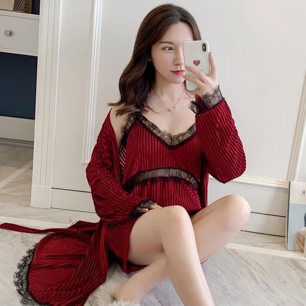 women's sleepwear 2pcs thick warm gold velvet lace nightgown robe sets for women 2021 autumn winter long sleeve suit bathrobe dress, Black;red
women's sleepwear 2pcs thick warm gold velvet lace nightgown robe sets for women 2021 autumn winter long sleeve suit bathrobe dress, Black;red