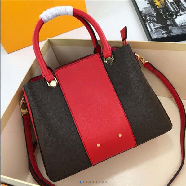 2021 luxurys designers bags crossbodys women handbag messenger bags oxidizing leather elegant shoulder bag crossbody designer gold letters
2021 luxurys designers bags crossbodys women handbag messenger bags oxidizing leather elegant shoulder bag crossbody designer gold letters