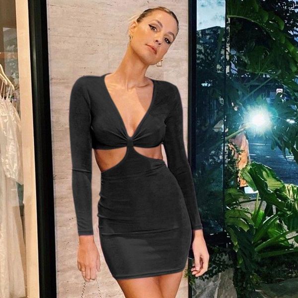 casual dresses summer black purple knitted dress long sleeve cut out v neck mini backless high waist bodycon women party robe, Black;gray
casual dresses summer black purple knitted dress long sleeve cut out v neck mini backless high waist bodycon women party robe, Black;gray