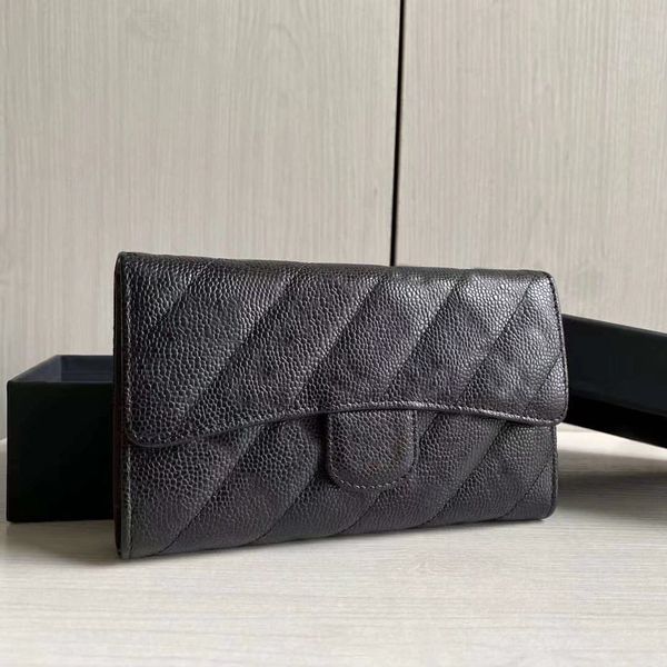 brand luxury designer fashion ladies shoulder bag flip clutch caviar lambskin wallet 00666, Red;black
brand luxury designer fashion ladies shoulder bag flip clutch caviar lambskin wallet 00666, Red;black
