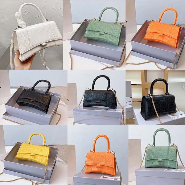 high-quality famous brand ladies fashion handbags leather bags lady multifunctional large capacity one-shoulder wallet casual style 010
high-quality famous brand ladies fashion handbags leather bags lady multifunctional large capacity one-shoulder wallet casual style 010