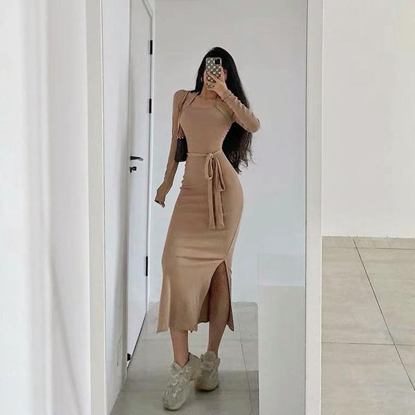casual dresses spring and autumn elastic tight bag hip dress square neck halter strap split mid-length fashion, Black;gray
casual dresses spring and autumn elastic tight bag hip dress square neck halter strap split mid-length fashion, Black;gray